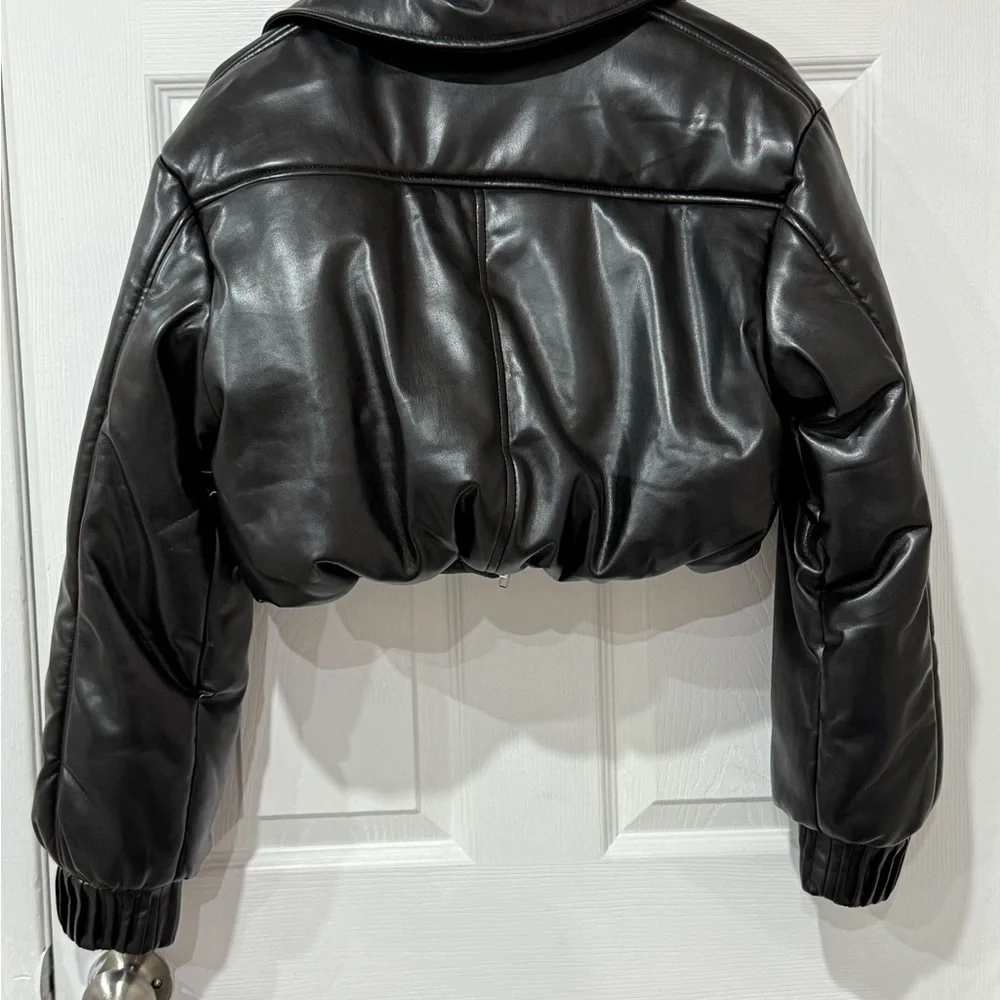 Forever 21 Black Faux Leather Cropped Jacket - Picture 2 of 2